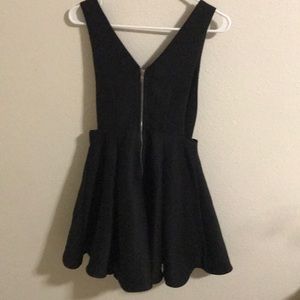 Tobi Black Dress Front Sipper luxurious size S/P